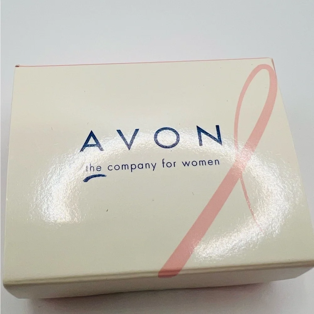 Avon Pink Ribbon Pin Goldtone 2000 Breast Cancer Awareness Boxed